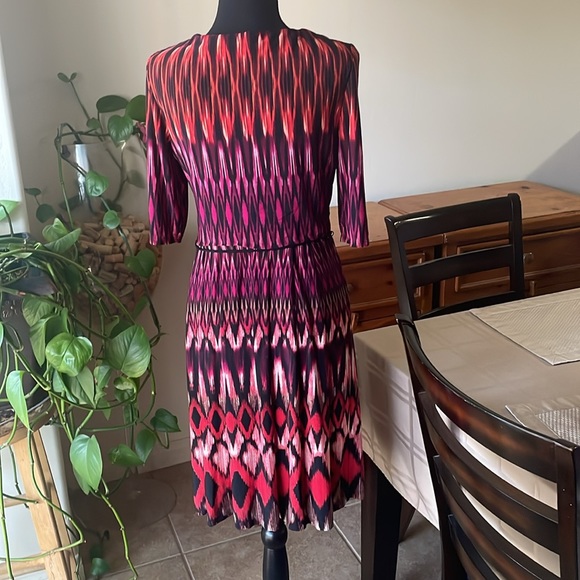 Gorgeous faux wrap dress! Vibrant colors❤️💛🧡 - Picture 5 of 6